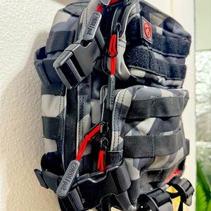 Selling my Brand new  9L Wolfpak bag.